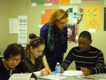 Más del 31% de los estudiantes de inglés como segunda lengua en los centros de Literacy Partners de Manhattan, Harlem y El Bronx son latinos.