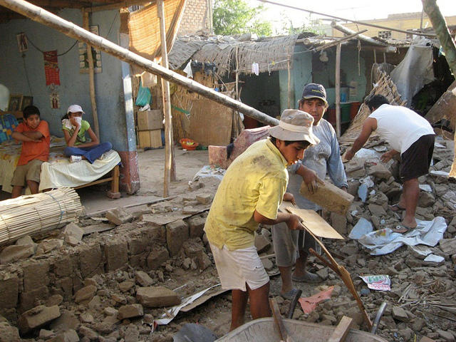 Foto archivo  sobre el terremoto del 28 de octubre de 2011 en Ica, Perú.