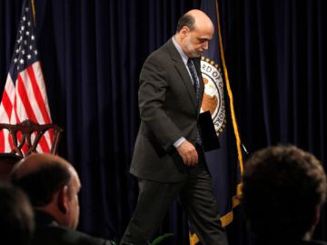 El presidente de la Reserva Federal (Fed) de EE.UU., Ben Bernanke hizo un llamado para luchar contra la inflación.