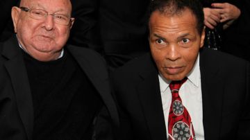 Angelo Dundee (izq.) junto a Muhammad Ali el pasado 14 de enero.