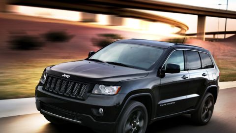 El nuevo modelo concepto del  Jeep Grand Cherokee 2012 llega más rápido y más poderoso.