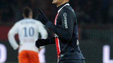 Guillaume Hoarau  anotó el gol del empate de París SG.