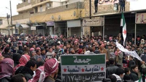 Manifestación realizada el viernes en contra de las fuerzas del régimen del presidente Bachar al Asad.