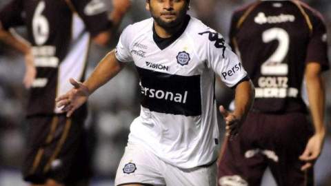 Maximiliano Biancucchi ya anotó el gol del triunfo del Olimpia.