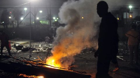 Familiares de presos muertos  en el penal de Apodaca, cuando realizaban protestas a las afueras del penal.