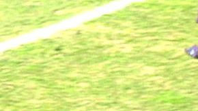 Esta falta de Sergio Ramos (izq.), del Real, quien propina un codazo a Diego Costa, del Rayo Vallecano, debió haber sido roja directa.