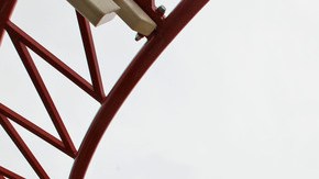 Visitantes difrutan de las atracciones del Luna Park en Coney Island, Brooklyn.