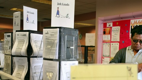 A pesar de las fluctuaciones numéricas no se ve una mejoría en el renglón económico y de empleo.