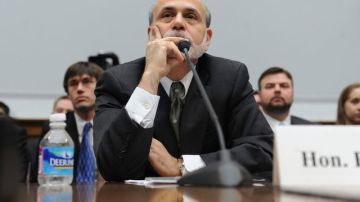 El presidente de la Reserva Federal, Ben Bernanke,  comparece ante el Comité de Servicios Financieros de la Cámara de Representantes, en Washington.