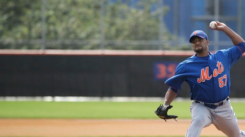 Johan Santana enfrentó a bateadores ayer por primera vez desde que lanzó cuatro innings en un partido de la liga instruccional el 30 de septiembre, y tras su labor dijo sentirse satisfecho.