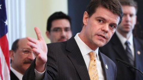 El director del Servicio de Inmigración y Aduanas, John Morton, ofreció los datos hoy en la Cámara de Representantes.
