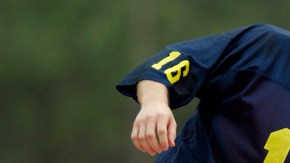 Bajo la tendencia austera de los Mets, el antesalista David Wright -con una opción salarial de 16 millones para el 2013- también podría estar en ruta de salida.