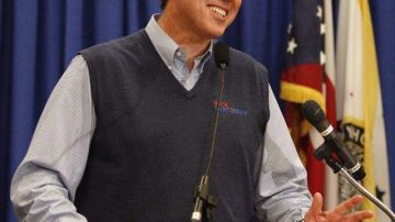 Santorum ofrecerá una conferencia de prensa en Puerto Rico.