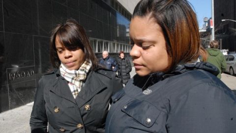 Dennise y Yaniris  Figueroa, hijas de la asesinada Eridania Rodríguez.