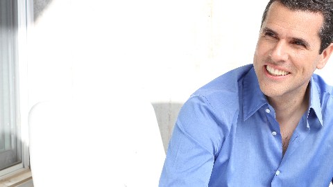 Marco Antonio Regil espera contar con su propio 'reality show' en breve.