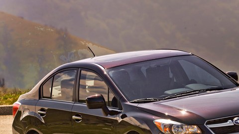 El nuevo Impreza 2012 tiene las misma esencia que su antecesor pero con cambios significativos en su estructura.