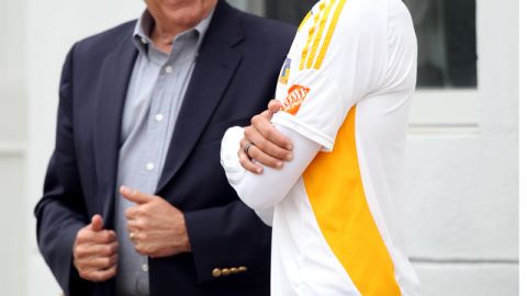 Lucas Lobos (der.), de Tigres,  podría jugar hoy.