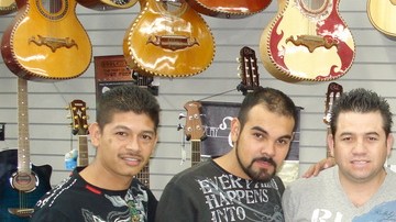 El grupo Cartel de Sinaloa en una foto de archivo. Dos de sus integrantes fueron baleados y su cantante Rodolfo Gómez Valenzuela (segundo desde la izquierda) falleció. El atentado se produjo mientras el grupo ensayaba.