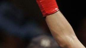 Jorge Rodrigo 'La Hiena' Barrios celebra su victoria sobre el húngaro Janos Nagy el 20 de mayo del 2006 en Los Angeles.