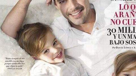 Ricky posó con sus hijos para la edición española de la revista Vanity Fair.