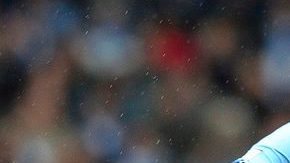 Carlos Tévez jugaría hoy, luego de seis meses de castigo.