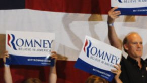 Seguidores de Romney expresan su apoyo al candidato en Illinois.