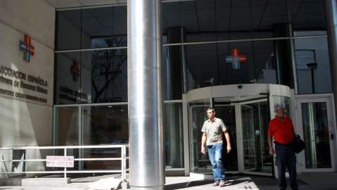 Entrada de la Asociación Española Primera de Socorros Mutuos en Montevideo, Uruguay.