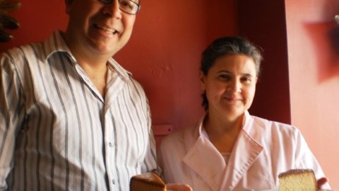 El pastel de tres leches de Kristoffer's Café & Bakery es reconocido como el mejor de Chicago.