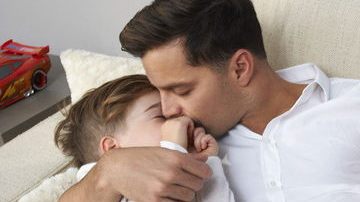 Ricky Martin con sus hijos Matteo y Valentino. El actor habló de su homosexualidad y familia a la revista 'Vanity Fair'.
