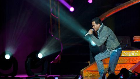 Instante de la actuación de Romeo Santos el miércoles por la noche en el Staples del Downtown de la ciudad.