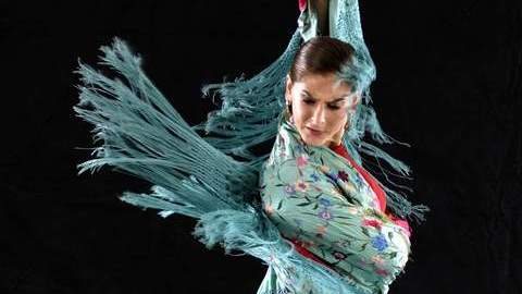 Carola Zertuche, bailadora y directora artística del Teatro Flamenco de San Francisco.