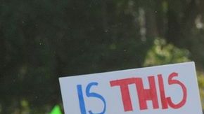 Centenares de personas se han manifestado por la muerte de Trayvon Martin.