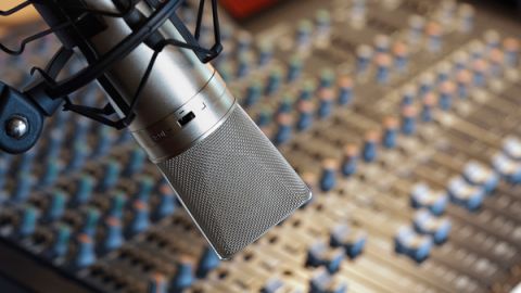 Con este acuerdo las estaciones de radio podrán competir más justamente.