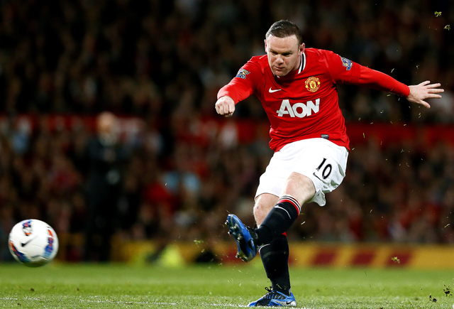 Un gol de Wayne Rooney le dio el triunfo al ManU sobre el Fullham.