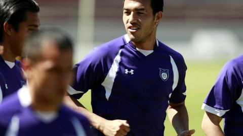 El polémico Rubens Sambueza estará contra Chivas.