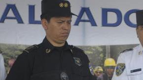 El ministro salvadoreño  de Seguridad, David Munguía Payés negó una supuesta negociación entre el Gobierno del país y las pandillas.