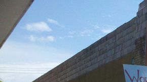 Además de la manifestación, los empleados entregaron una lista de peticiones a su patrono.