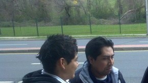 Cinco de los siete trabajadores mexicanos que ganaron el caso ante el Departamento de Trabajo  logrando recuperar el 80% del salario que les adeudaba el dueño de una compañía de Westchester.