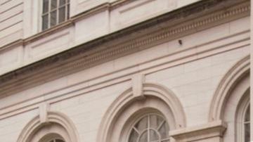 Ciudadanos tambien llegaron hasta la alcaldía de Nueva York para reclamar justicia en el caso de Trayvon.