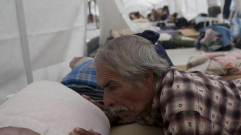 Tres días de protestas han cumplido decenas de personas mayores que piden ayuda al gobierno.