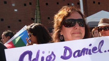 La víctima, de 24 años,  fue brutalmente golpeado en un parque   a principios de marzo, y tras 25 días de agonía, falleció. Su muerte ha avivado el debate sobre la homofobia en Chile.