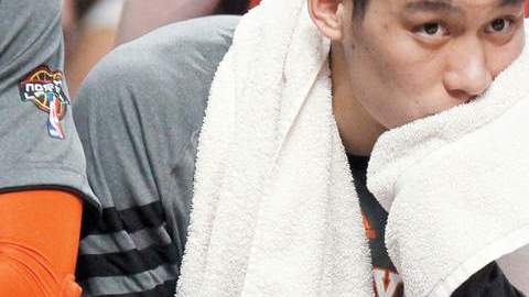 Jeremy Lin a operarse de la rodilla.