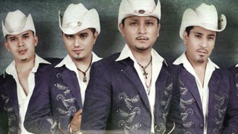 El grupo de música norteña se dirigía a una presentación en Carolina del Norte cuando su vehículo fue impactado por un conductor ebrio, según las autoridades.