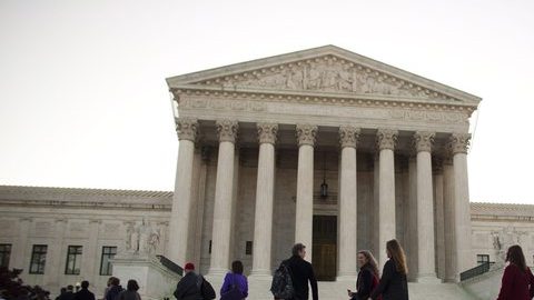 Una vez más el Tribunal Supremo será lugar de teatro y política cuando los jueces tomen el caso de la SB1070 de Arizona este mes.