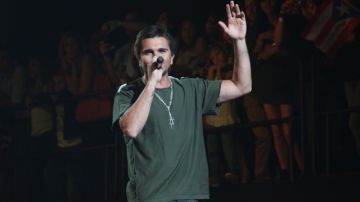El tema 'La Señal' del colombiano Juanes, se posiciona en el gusto del público de latinoamerica y EE UU.