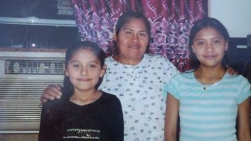 Clara Almazo se ve en una foto familiar. La abuela mexicana murió arrollada ayer en Staten Island.