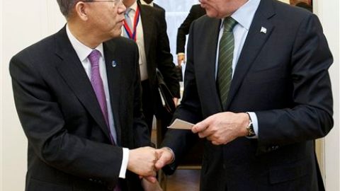 Ki Moon y Sergey Lavrov canciller ruso hablan sobre la situación en Siria.