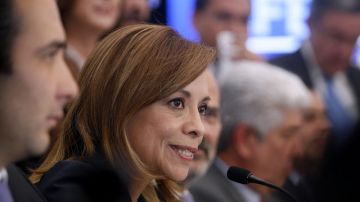La candidata del conservador Partido Acción Nacional (PAN), Josefina Vázquez Mota,  durante una rueda de prensa.