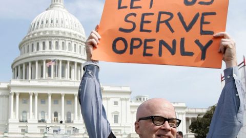 La actitud de Obama es la misma que tuvo acerca de la derogación de la ley "Don't ask, don't tell".