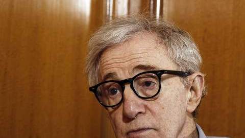 "To Rome With Love", financiada por la productora de Berlusconi, Medusa Film, es el título definitivo de la última película de Allen.